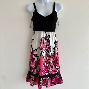 NWOT Bebe Dress
